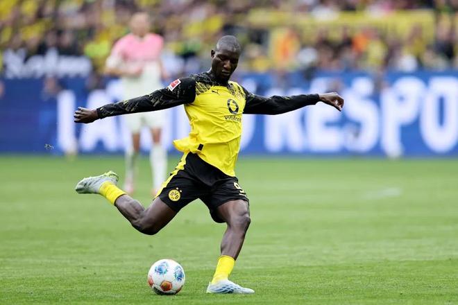 多特蒙德主场失守:一场失利背后的三种解读 多特蒙德主场失守:一场失利背后的三种解读