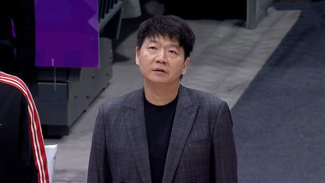 4连败，山东男篮一蹶不振 陶汉林13+13独木难支 落后邱彪无奈苦笑