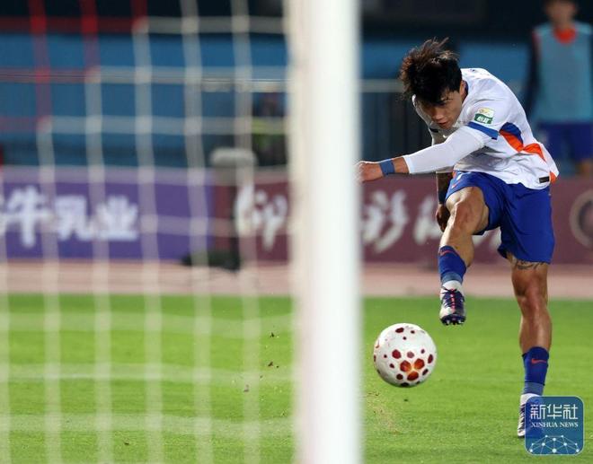 体坛午爆｜山东泰山今晚迎战上海海港，山东男篮今晚迎战北京北汽