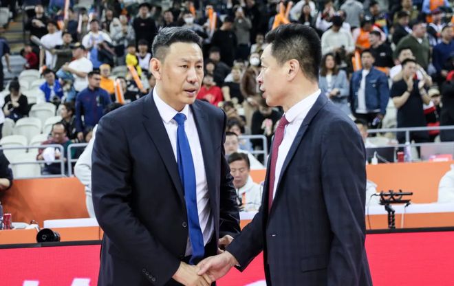 结束3年禁赛！李楠回归赛场继续辅佐许利民，随时等待“篡位”？