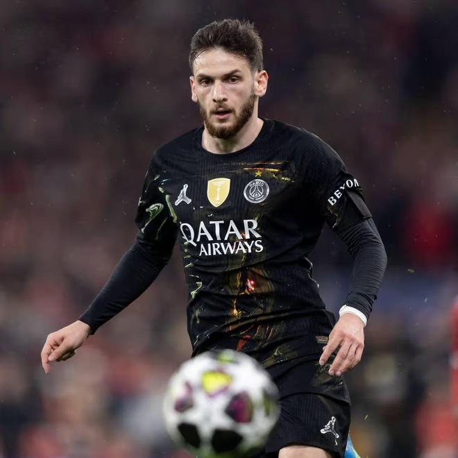 格鲁吉亚前主帅证实：克瓦拉茨赫利亚有意英超