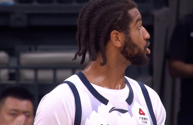 准星又找到了！山东男篮103：95深圳，三分球命中率达六成