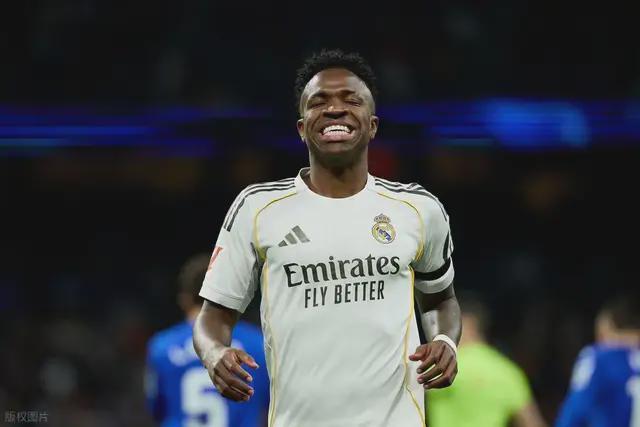 西甲-皇马3-0阿拉维斯：皇马当学曼城，不放弃，终有机会|前瞻