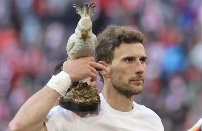 格雷茨卡：本想多去享受比赛，但我求胜欲太强了只想赢球