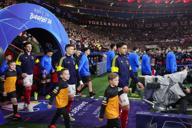 因客战勒沃库森球迷放烟花，阿森纳被欧足联罚款