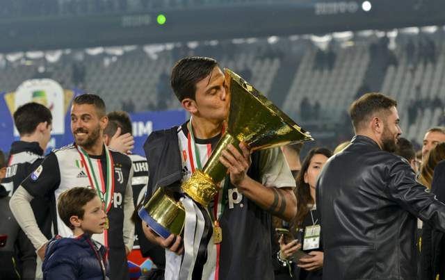 意甲-AC米兰1-0尤文图斯：昔日“神圣同盟”，如今难兄难弟|前瞻