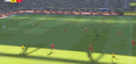 半场：多特3-0弗赖堡，吉拉西、拜尔破门，本塞拜尼传射建功