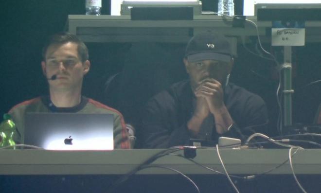 拜仁队史第二次欧冠单场丢了5球，上一次是在1995年