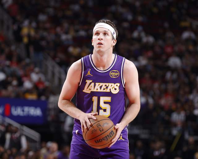 湖火G3 里夫斯状态升级为出战成疑，火箭的机会来了