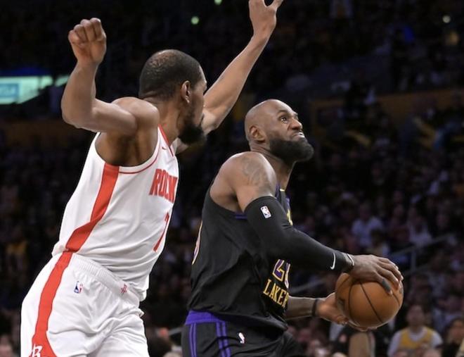 老当益壮！斯马特：我从詹姆斯身上看到了两个字——伟大