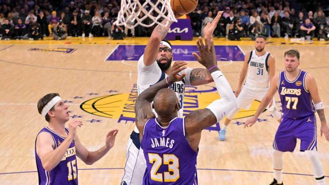 湖人队传闻：内部人士断然否认安东尼·戴维斯回归的可能性