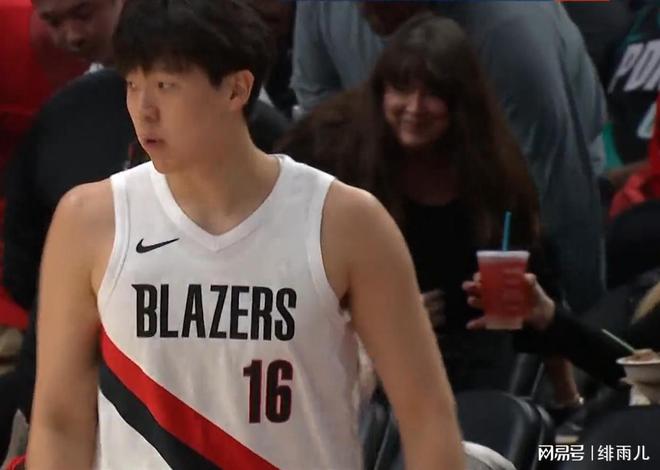 31分生涯新高!杨瀚森迎来赴美最强一战,这可是新亚洲第一中锋! 31分生涯新高!杨瀚森迎来赴美最强一战,这可是新亚洲第一中锋!