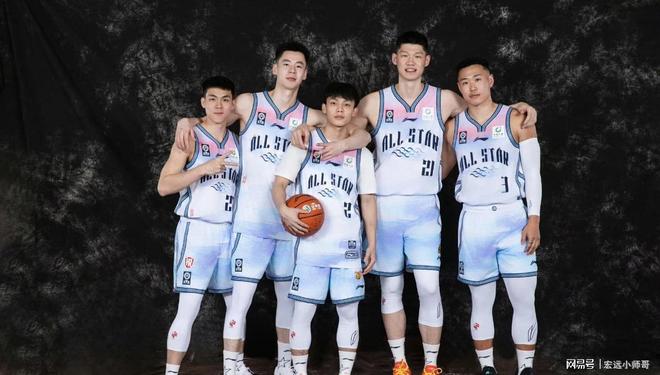 广东男篮重新更改队名，新援即将迎来首秀，胡明轩或因伤缺席比赛