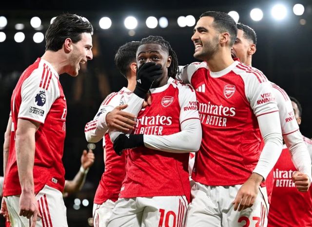 欧冠一夜4场:英超3队亮相!皇马伤病危机 巴黎打响复仇战 欧冠一夜4场:英超3队亮相!皇马伤病危机 巴黎打响复仇战