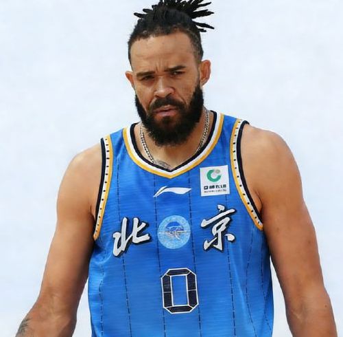 CBA官宣：北京男篮完成NBA3冠中锋麦基注册 有望战四川首秀