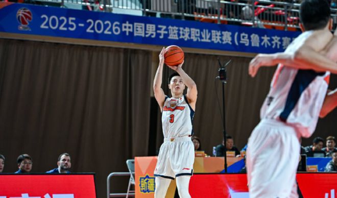 惨遭18分大逆转!广东主帅弄巧成拙,惜败家乡球队 惨遭18分大逆转!广东主帅弄巧成拙,惜败家乡球队