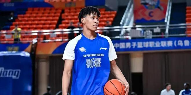 格兰建队真有一套！四小将被挖掘各显神通，防守体系也搭建完毕