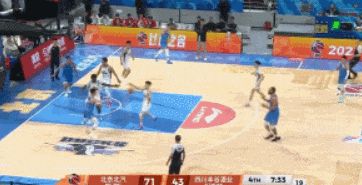 12+6！正式联手周琦！这可是NBA三冠中锋