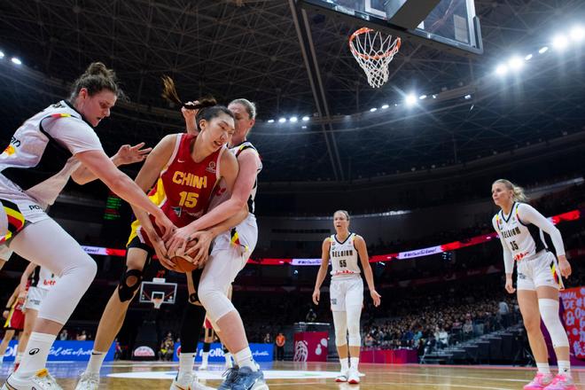 中国女篮惨败比利时却因祸得福，得到三大启示，宫鲁鸣收获不小