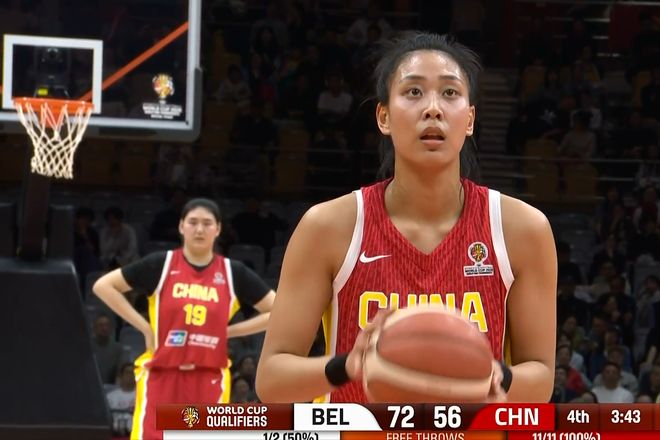 中国女篮：张子宇爆发独木难支，5人表现不佳，一人遭弃用