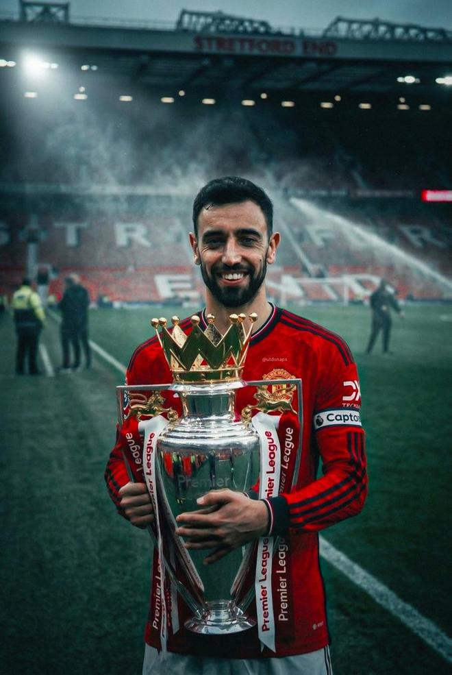 卡里克看好曼联两年内英超夺冠!夏窗拟重磅引援,拉爵欲震撼足坛 卡里克看好曼联两年内英超夺冠!夏窗拟重磅引援,拉爵欲震撼足坛