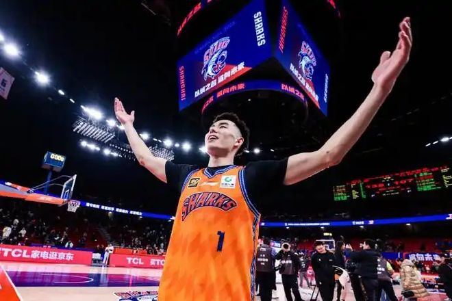 上海男篮的“李花兄弟”，回来了！