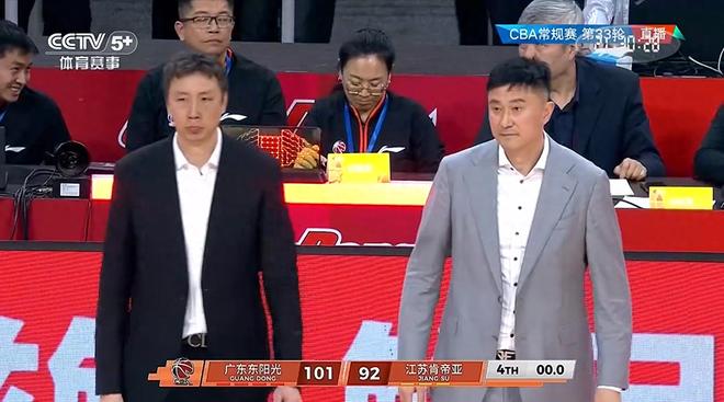 焦泊乔与杜锋闹崩了?答案来了,杜锋新闻发布上作了真实回应 焦泊乔与杜锋闹崩了?答案来了,杜锋新闻发布上作了真实回应