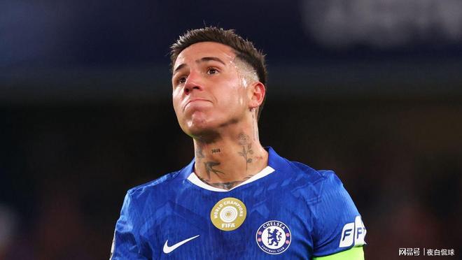 恩佐发出皇马转会暗示？切尔西核心流露离队心思，主帅紧急谈心