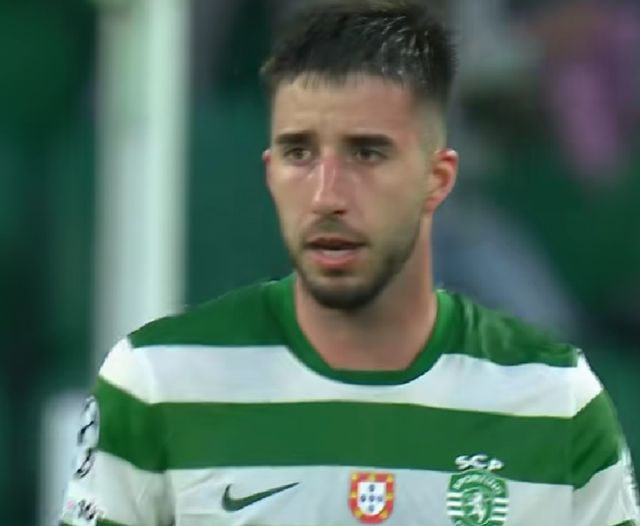 4-2!穆帅争二艰难:本菲卡差前二3分,2强决战不胜=无缘欧冠 4-2!穆帅争二艰难:本菲卡差前二3分,2强决战不胜=无缘欧冠