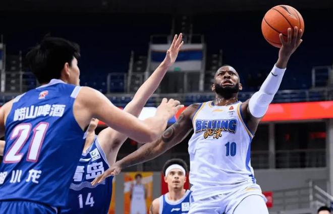 杰曼和周琦救了许利民！一内一外统治关键球，继续巩固第四名！