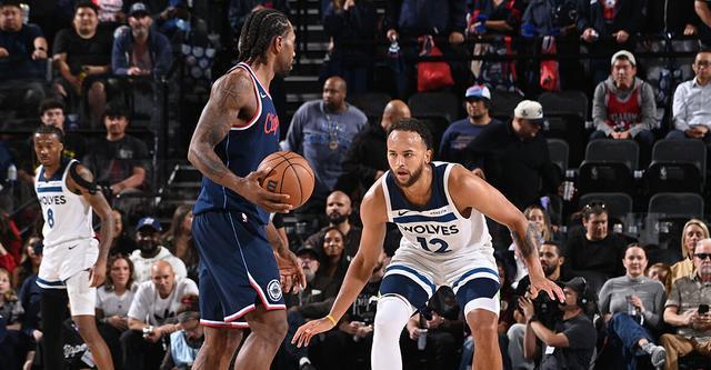 伦纳德45分力压爱德华兹36分 快船主场大胜森林狼