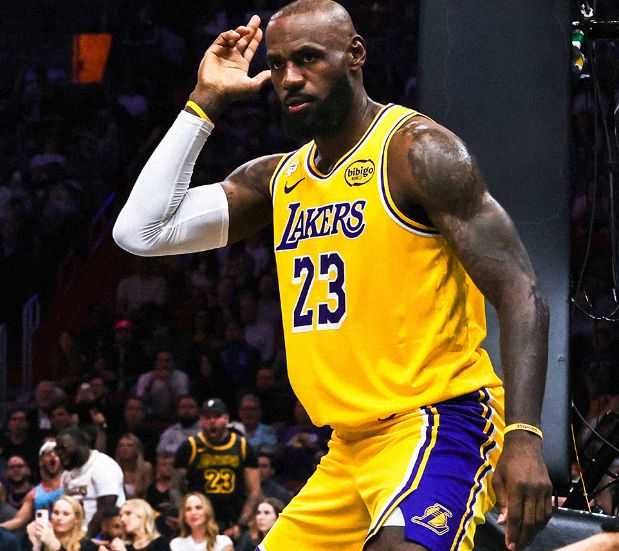 詹姆斯一语道出为什么“詹黑”多的原因：都是为了流量和金钱！