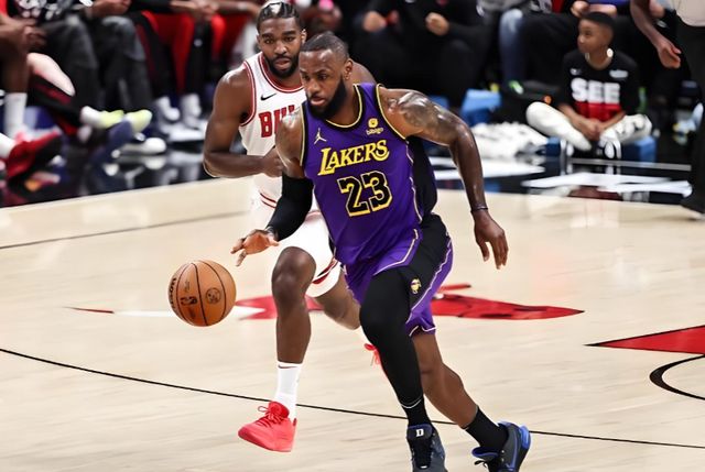 联盟第一！快攻之王！老詹又破纪录！湖人晒照：还有希望！