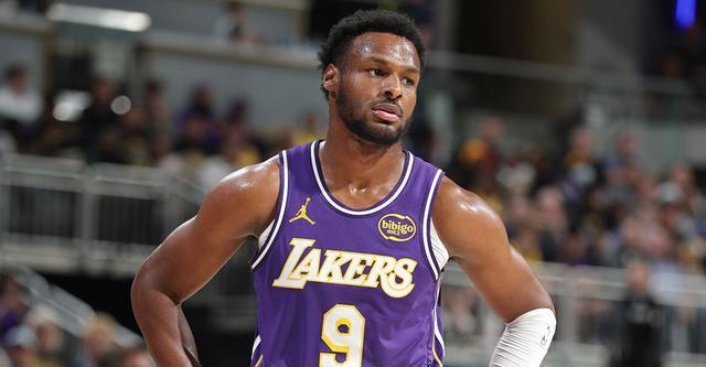 雷迪克：教练组对布朗尼非常有信心 这场比赛我们真的很需要他