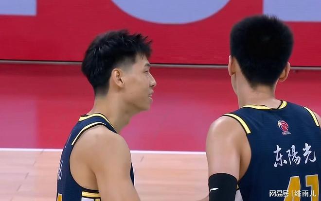 广东队被迫裁掉杜锋?三大国青惨遭打压,四大国手全被骂懵了! 广东队被迫裁掉杜锋?三大国青惨遭打压,四大国手全被骂懵了!