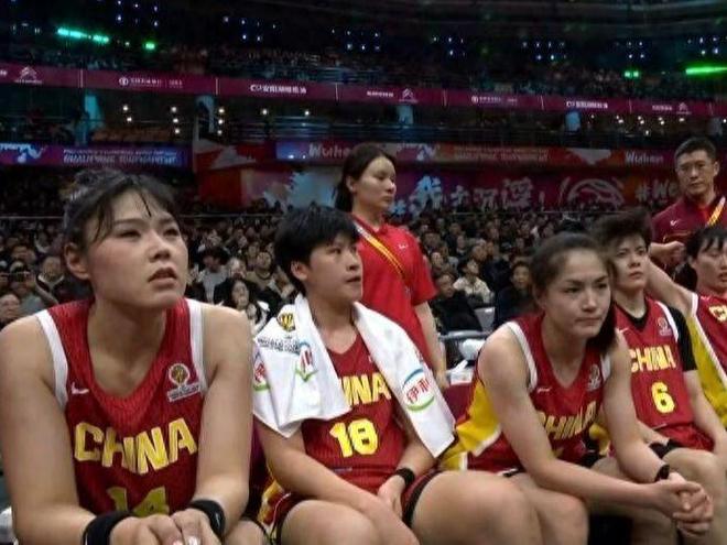 捷克主帅点名盛赞!中国女篮这两位新星已坐稳核心 捷克主帅点名盛赞!中国女篮这两位新星已坐稳核心