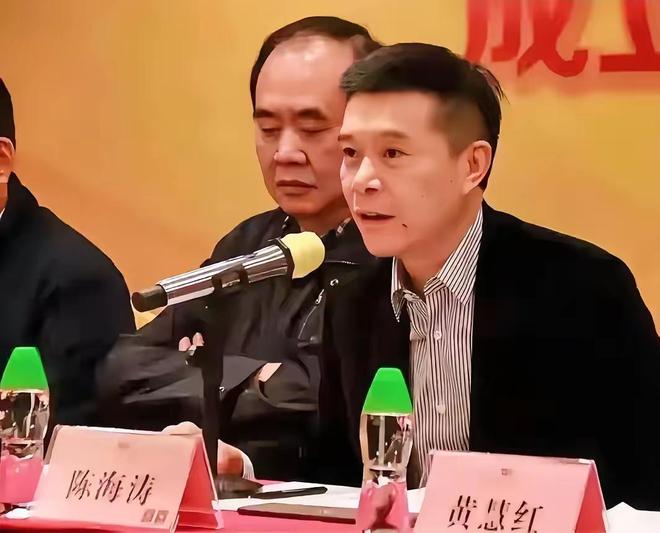 广东3消息!陈老板重要决定,杜锋回应下课传闻,徐杰低迷真因 广东3消息!陈老板重要决定,杜锋回应下课传闻,徐杰低迷真因