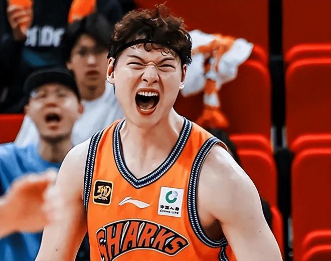 上海还好签了白边!王哲林状态断崖式下滑,洛夫顿隐患太大了! 上海还好签了白边!王哲林状态断崖式下滑,洛夫顿隐患太大了!