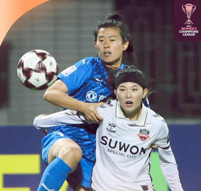 主场崩盘！武汉女足0-4水原 止步亚冠8强无缘卫冕 两度遭争议判罚