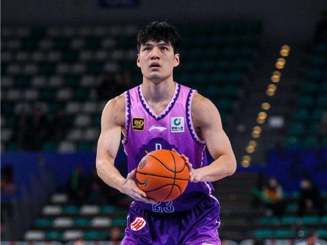 热血绝杀定格胜负！北控登顶卡位战，陈国豪避战成赛事最大遗憾