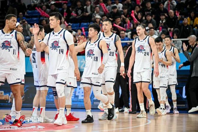 山东高速男篮客场30分!一场输球暴露的远不止比分