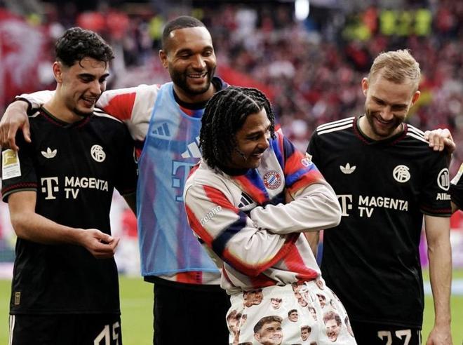 打入100球仅用28场,拜仁创造德甲历史单赛季最快百球纪录