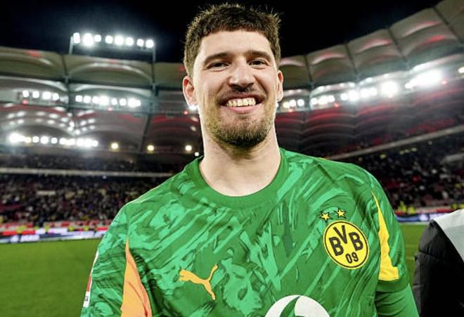 科贝尔:多特的防守是支撑、定义球队及奠定团队的基础的关键 科贝尔:多特的防守是支撑、定义球队及奠定团队的基础的关键