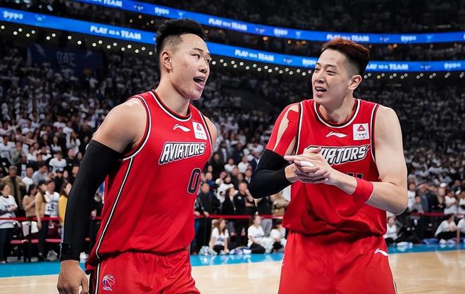 我拿MVP了！沈梓捷恭喜賀希寧：回房了，這一句話概括萬千