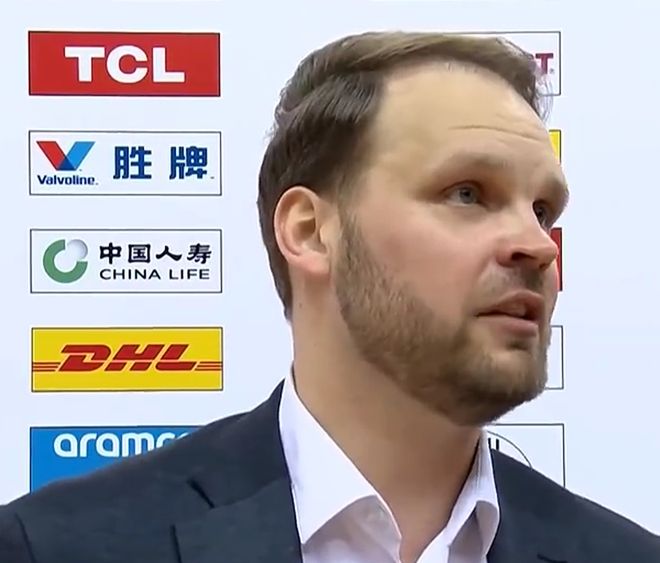 山西助教夺G1采访硬刚裁判：5打8取胜！把翻译都整得不敢说了！