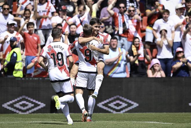 巴列卡诺主场先拔头筹，斯特拉斯堡客场防线堪忧