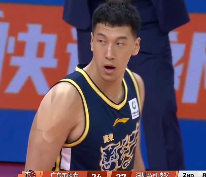 宏远速递!5人合同到期,张明池称离队与杜锋无关,易建联新动态 宏远速递!5人合同到期,张明池称离队与杜锋无关,易建联新动态