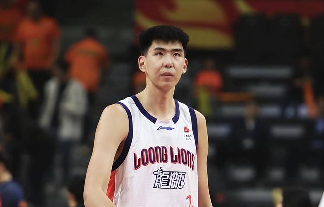 拿CBA得分王+4支NBA队试训！26岁郭艾伦接班人却无法进入中国男篮