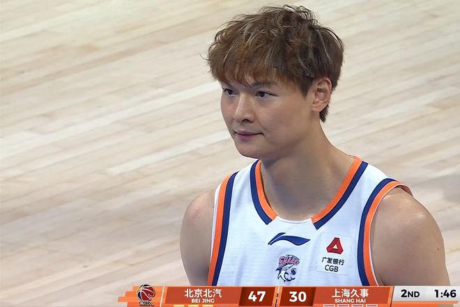 京沪4场季后赛：张镇麟第一，周琦力压王哲林