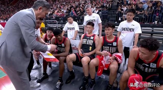 深圳主帅:史密斯和阿立兹相继受伤 我们没有全员打半决赛比较遗憾